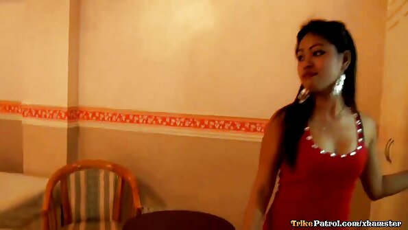 Violette Pink ලස්සනට බ්ලෝජොබ් එකක් දීලා දානවා