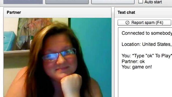 ආදරණීය ලැටිනා ඊවා ලොවියා සමඟ ලිංගිකව හැසිරීම