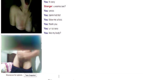 Hot brunette ගණිකාවක් වගේ උරනවා