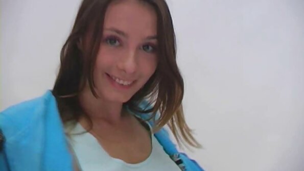 සිහින් බබාලා දෙන්නෙක් තුන්දෙනා ඉන්නවා