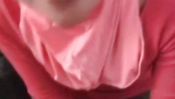 අගෝස්තු ටේලර්ගේ පළමු ගුද දර්ශනය