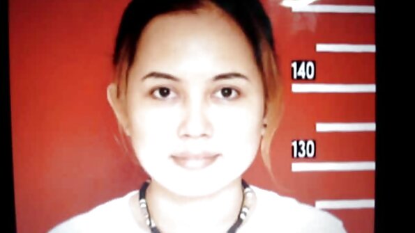 කාර්යබහුල සේවිකාව තම ප්‍රධානියාට පුක පිරිනමයි