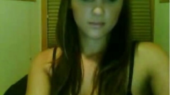 දඩබ්බර පැටියා එයාගේ කාර් එකට ගියා