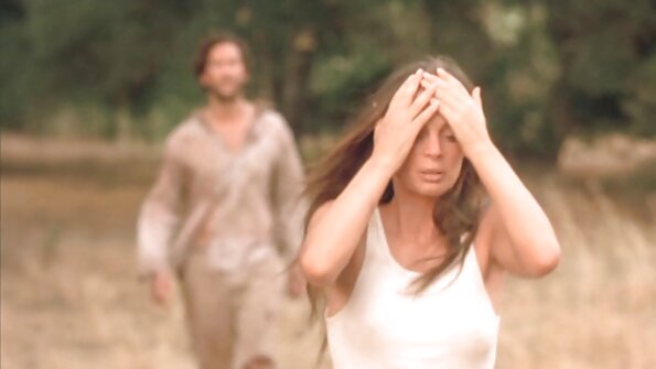 නටාලි නයිට් බීබීසීය උරා බොනවා ඉමහත් සතුටකින්