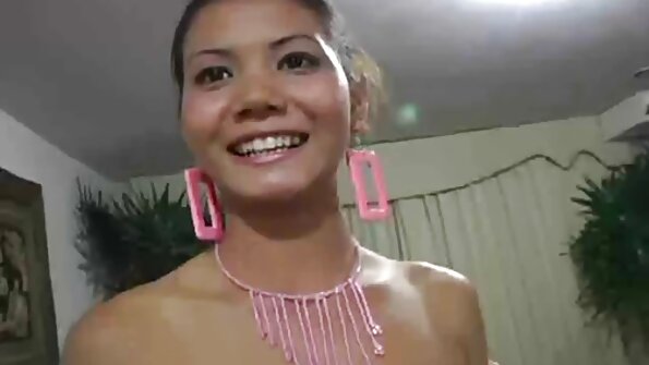 කෙන්සි රීව්ස් ඇගේ ගුද කුහරය කෙලෙසීමට කැමතියි