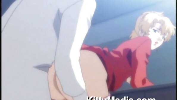 රුසියානු හුරුබුහුටි ජිනා ගර්සන් ඇඳේ දැඩි ලෙස කෙලෙසයි