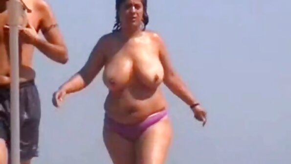 එමා හික්ස් සහ සැප්තැම්බර් පාලනය හොඳින් ඇඳේ කෙලවරයි