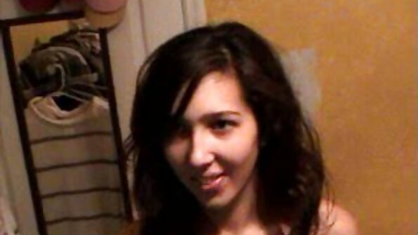 තීන්ත ගාගත් බිරිඳ ඇගේ තද සිදුරු දෙකම කෙලවයි