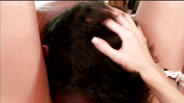 බ්ලෙයාර් විලියම්ස් POV හි විශාල ලස්සන පිරිමි දණ්ඩක් උරා බොයි