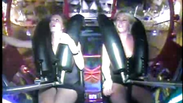 ලස්සන පොත් පණුවා වන ග්‍රේසි මේ ග්‍රීන් ඇගේ පෑන්ටියෙන් ගැලවී සිටියාය