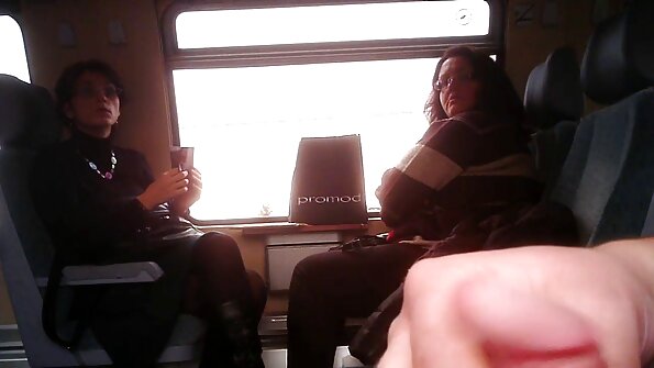 ඇලෙක්සිස් ෆෝක්ස් තැන්පත් වීමට පෙර ලස්සන බීජේ එකක් ලබා දෙයි