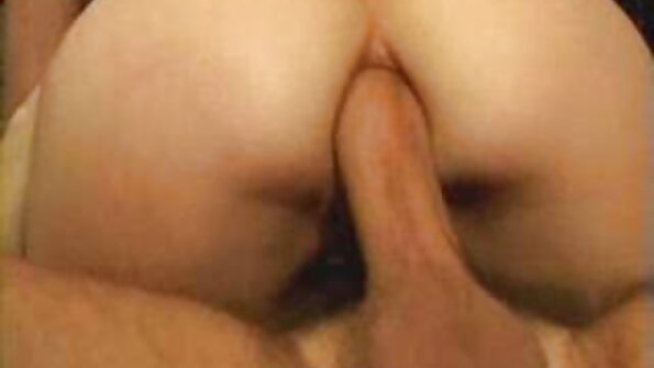 පදම් කළ බිම්බෝ කේට් රිච් දැවැන්ත ඩෝං බූරුවෙකුට ගනී