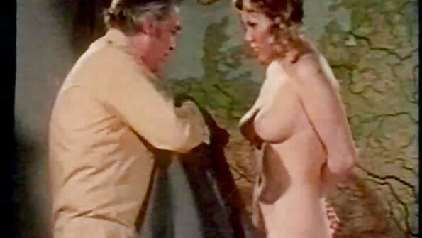 Nikki Benz මාෆියා කොල්ලන්ට කැමතියි