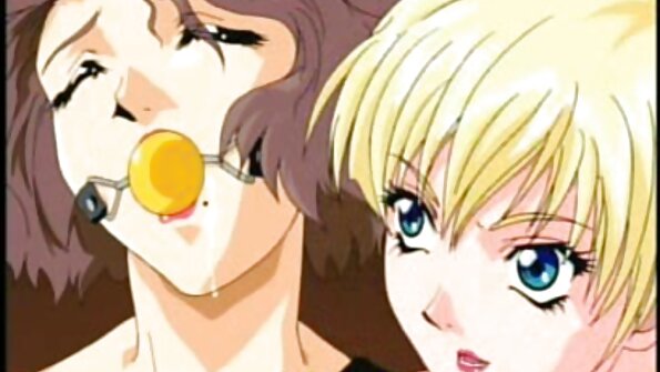 Blonde lady සෑම විටම වෘත්තීය වේ