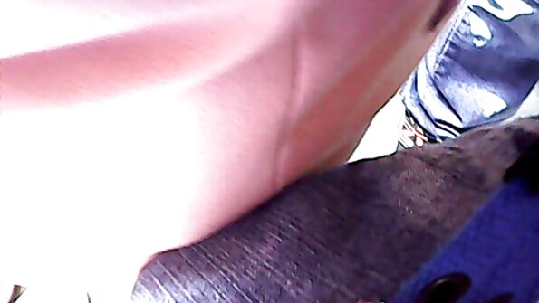 Mia Malkova සහ Franceska Jaimes මාරුවෙන් මාරුවට කෙලවෙති